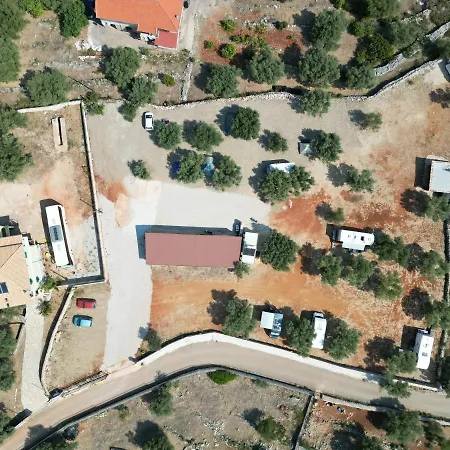 Camper Stop Lefkas * Cukaládesz